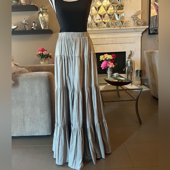 🆕 Elie Tahari beautiful skirt - Picture 4 of 14